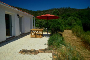 Cozy house in beautiful valley, close to the beach